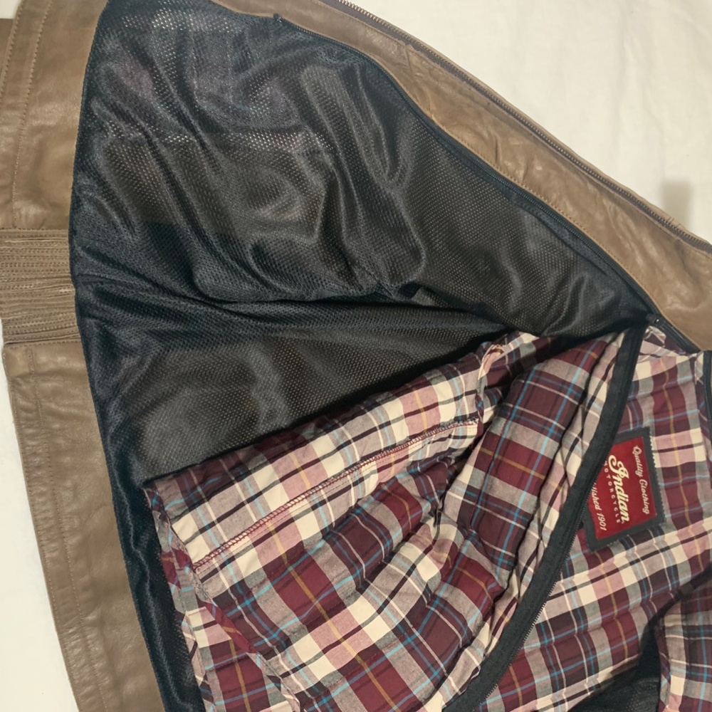 Women's Indian Motorcycle Benjamin Leather Jacket - Picture 7 of 10